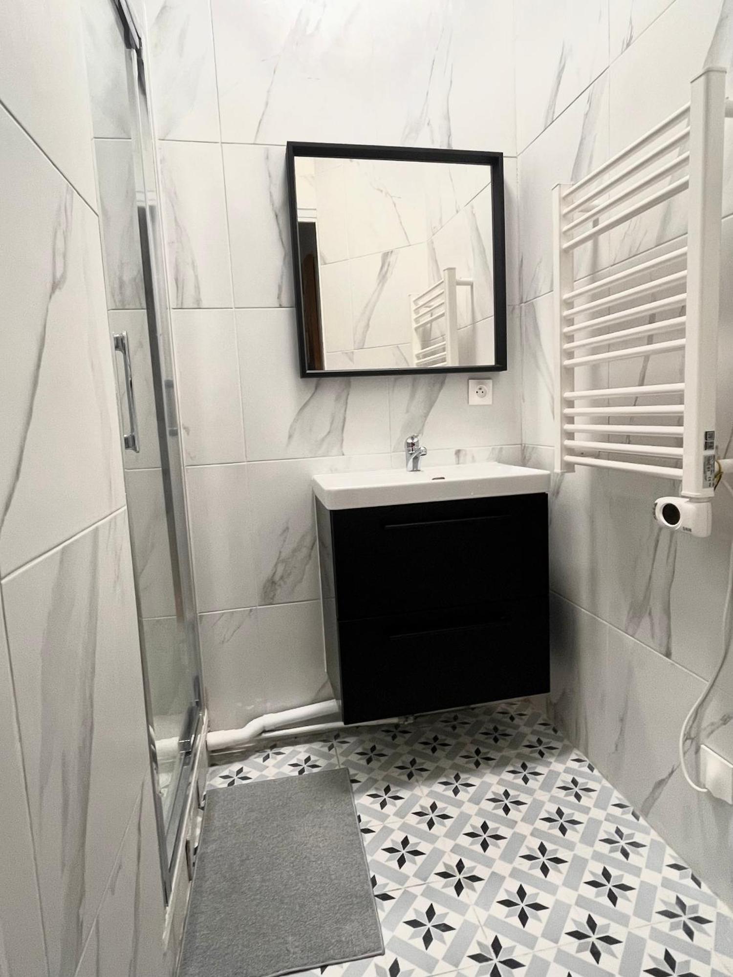 #2 Charmante Maison A 4 Min Metro 9 Bagnolet Exterior foto