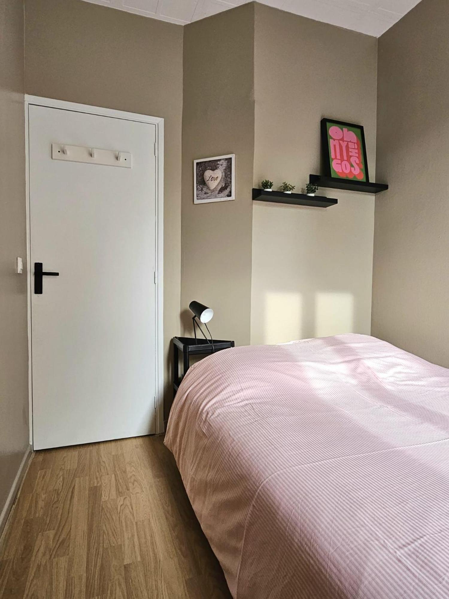 #2 Charmante Maison A 4 Min Metro 9 Bagnolet Exterior foto